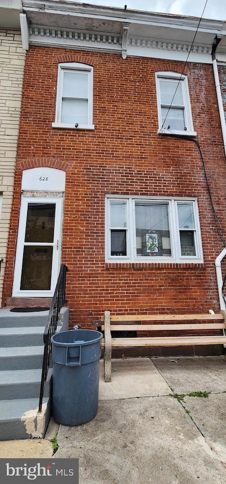 628 Pine St, Reading, PA 19602