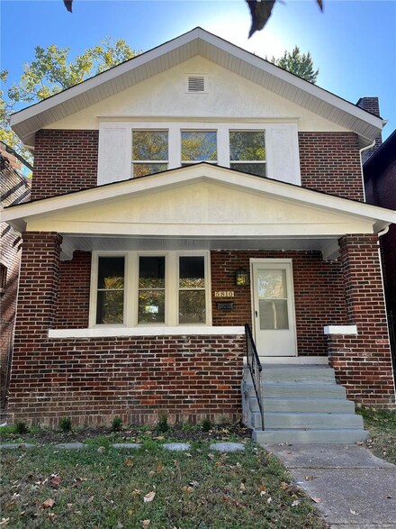 5810 Pershing Ave, Saint Louis, MO 63112
