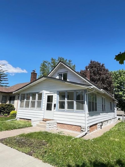 1269 Margaret St, Saint Paul, MN 55106