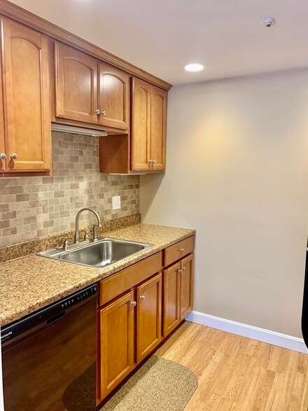 73 Broad Reach Unit T42C, North Weymouth, MA 02191
