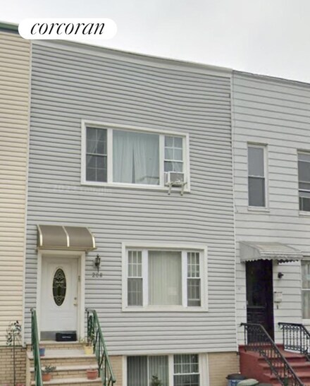 208 31st St Unit 3, Brooklyn, NY 11232