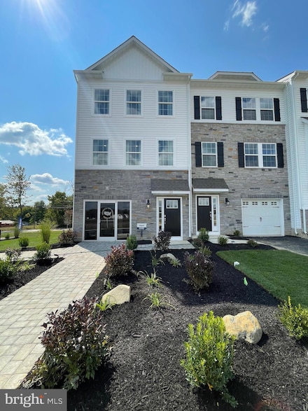 132 Bell Ct, Sellersville, PA 18960