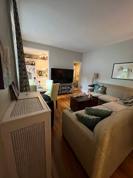 120 Sutherland Rd Unit 4, Brighton, MA 02135