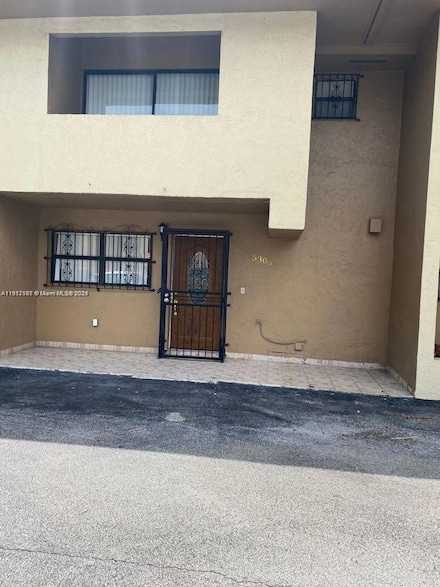 5306 W 26th Ave Unit 102, Hialeah, FL 33016