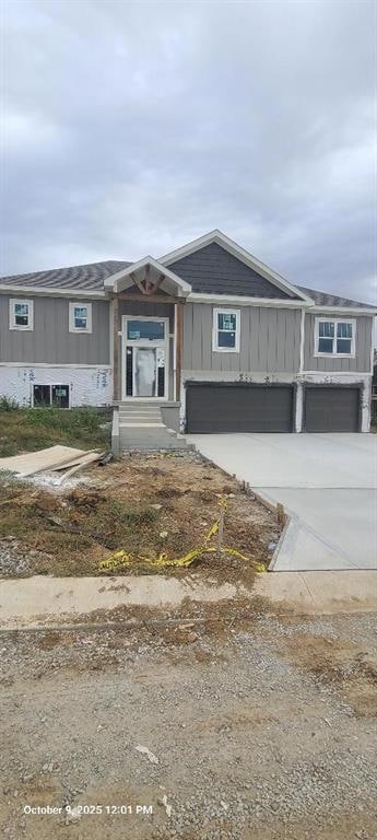 105 Johnson Cir, Dearborn, MO 64439