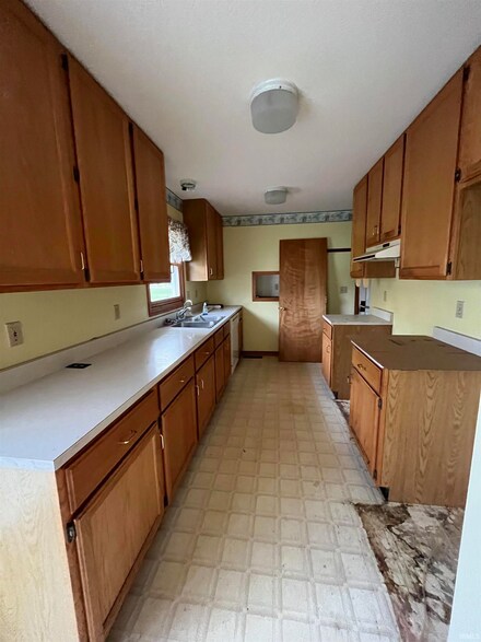 4231 High St, Logansport, IN 46947
