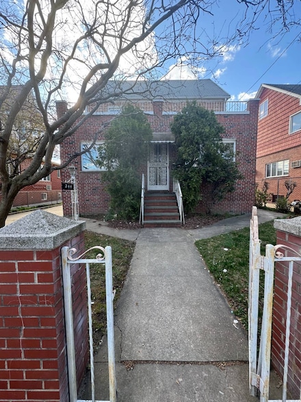 244 Van Sicklen St, Brooklyn, NY 11223