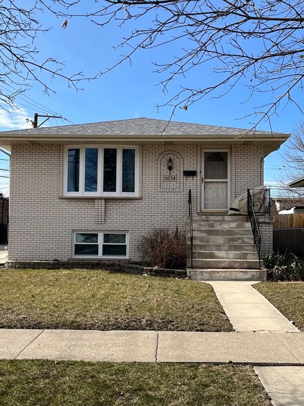 11034 Major Ave, Chicago Ridge, IL 60415