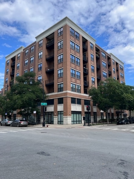 950 W Leland Ave Unit 509, Chicago, IL 60640