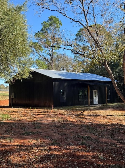 8622 Judge Logue Rd, Newton, AL 36352