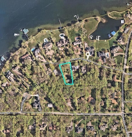 27755 Island View Rd, Excelsior, MN 55331