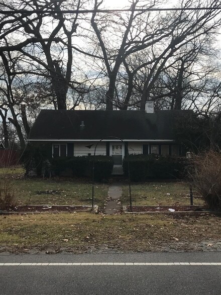 2929 W 41st Ave, Gary, IN 46408