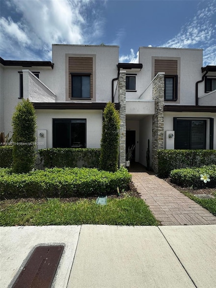 328 NE 208th Terrace, Miami, FL 33179