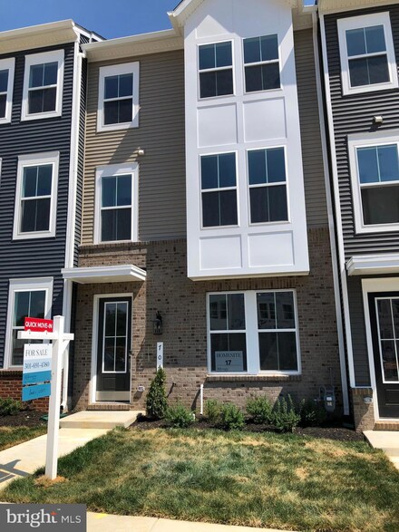 704 Iron Forge Rd, Frederick, MD 21702