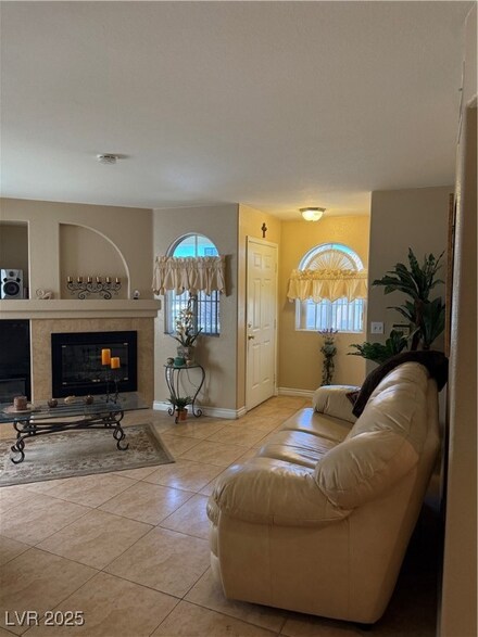 7950 W Flamingo Rd Unit 2074, Las Vegas, NV 89147