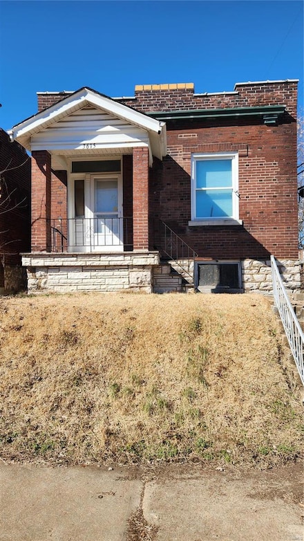 3615 Virginia Ave, Saint Louis, MO 63118