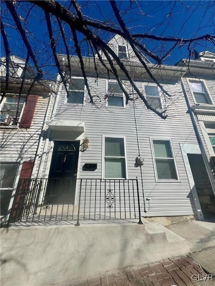20 S 7th St, Easton, PA 18042