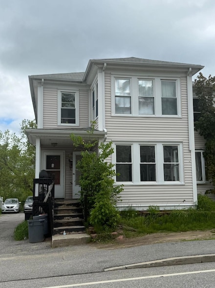 74 King Ave, Lewiston, ME 04240
