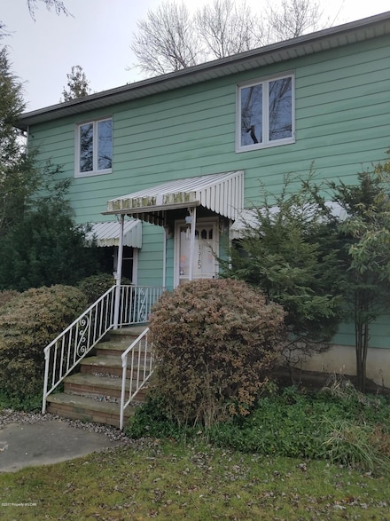 1515 River Rd, Pittston, PA 18640