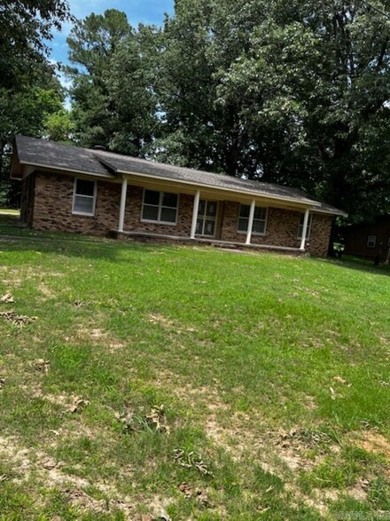 2812 Sunnybrook Dr, Jonesboro, AR 72404