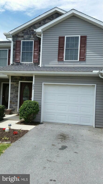 292 Verdier St, Mont Alto, PA 17237