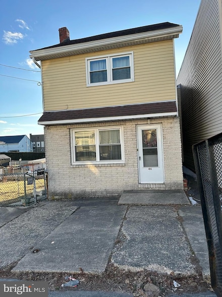 46 N Railroad Ave, Frackville, PA 17931