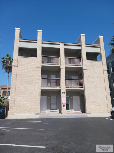 126 E Esperanza St Unit 101, South Padre Island, TX 78597