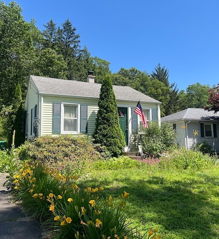 165 Old Lyman Rd, Chicopee, MA 01020