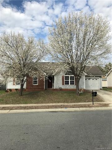 6028 Derek Christopher Ct, Charlotte, NC 28214