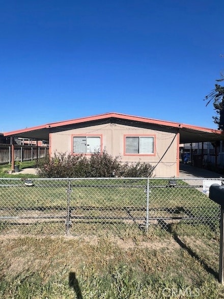 6204 Dennen St, Bakersfield, CA 93313