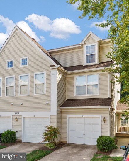 6607 Thackwell Way Unit 2203, Alexandria, VA 22315