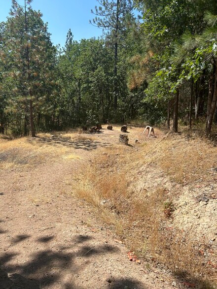 5220 Oregon 227, Trail, OR 97541