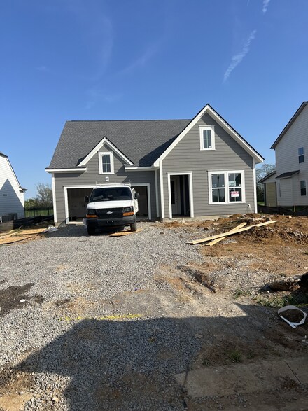 7617 Danswerk Dr, Murfreesboro, TN 37129