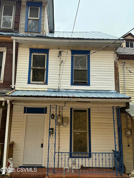 303 S Rock St, Shamokin, PA 17872