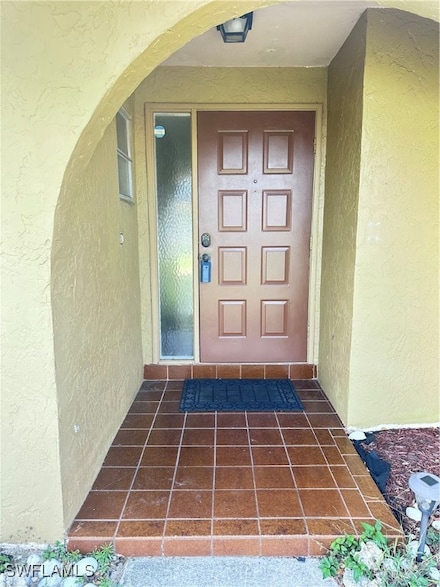 901 SE 27th Terrace, Cape Coral, FL 33904