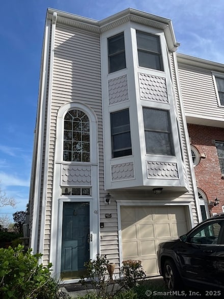 48 Bywater Ln Unit 48, Bridgeport, CT 06605