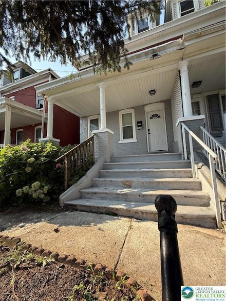 1013 Bushkill St, Easton, PA 18042