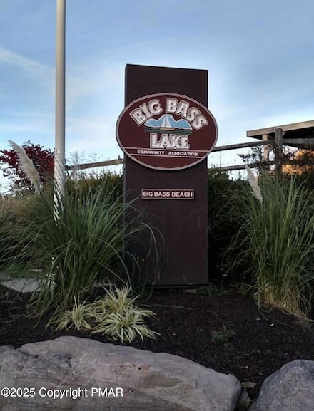 T2319 Adventure Dr, Big Bass Lake, PA 18424