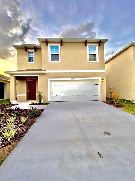 1356 Berry Ln, Davenport, FL 33837