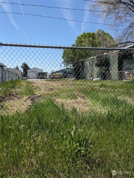 122 N Stone St, Spokane, WA 99202