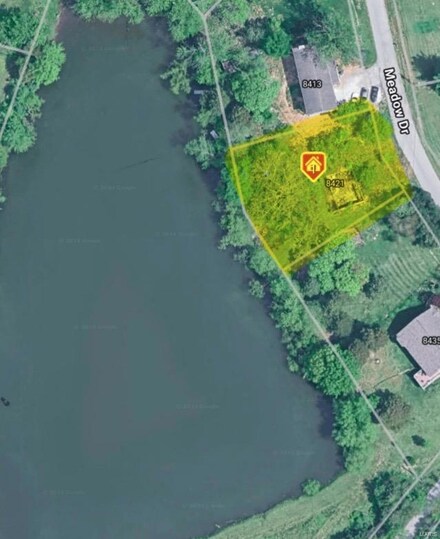 8421 Meadow Dr, Hillsboro, MO 63050