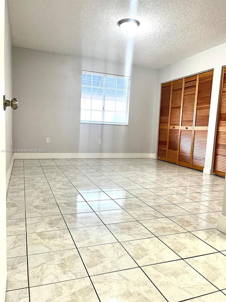 3264 W 70th St Unit 201, Hialeah, FL 33018