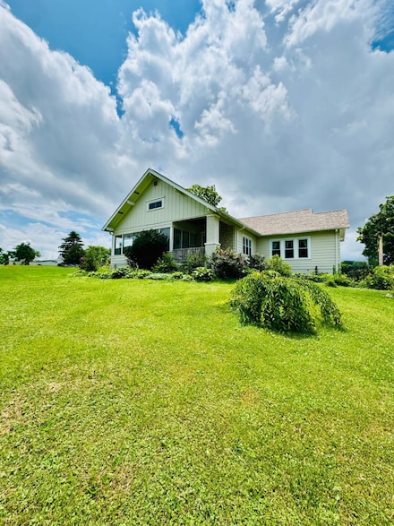 203 N Main St, Springerton, IL 62887