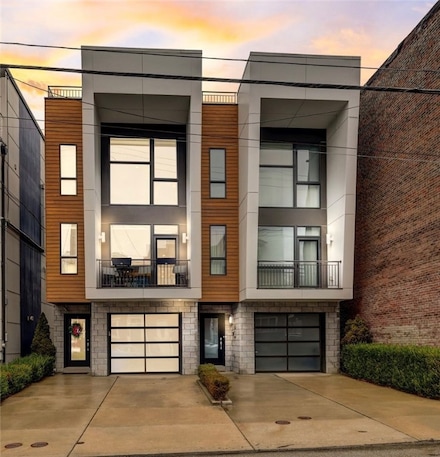 4707 Hatfield St, Pittsburgh, PA 15201