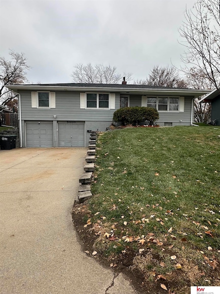 5010 Castelar St, Omaha, NE 68106