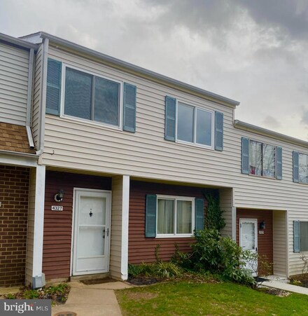 4327 White Oak Ct, Hampstead, MD 21074