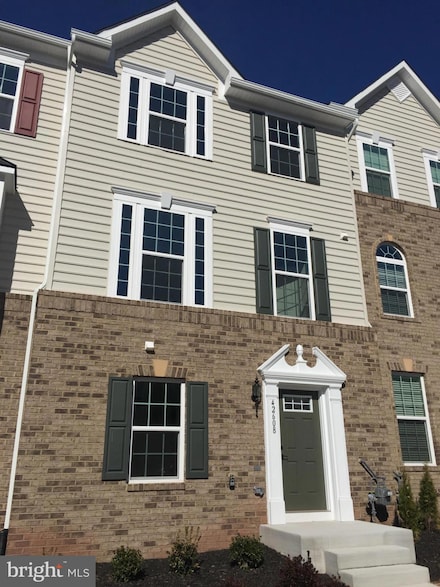 42608 Smokey Embers Terrace, Sterling, VA 20166