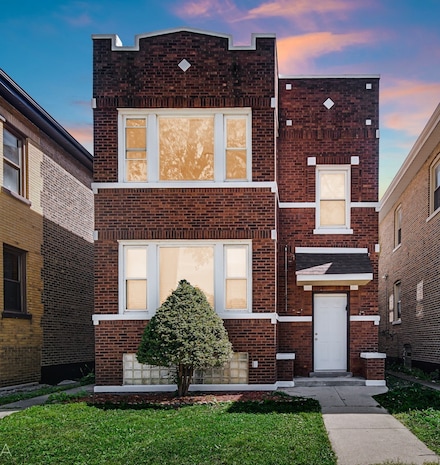 6951 S Artesian Ave, Chicago, IL 60629