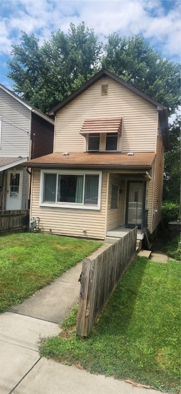 722 Crescent Ave, Ellwood City, PA 16117