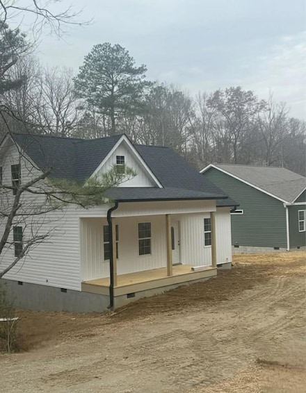 2174 S Riverbend Rd, Dalton, GA 30721